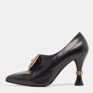 Chanel Black Leather Embellished Pumps Size 37