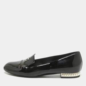 Chanel Black Patent Leather CC Pearl Embellished Smoking Loafers Size 38