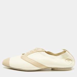 Pre Owned Chanel Cream/Beige Leather Lace Up  Loafers Size 37.5