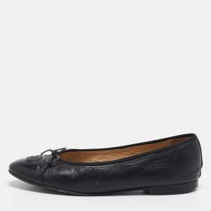 Pre Owned Chanel Black Patent and Leather CC Box Ballet Flats Size 39