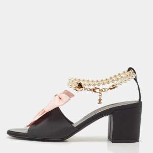 Chanel Black/Pink Canvas CC Bow and Pearl Embellished Ankle Strap Sandals Size 39