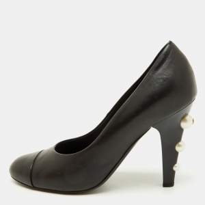Chanel Black Leather Cap Toe CC Pearl Embellished Heels Pumps Size 39.5