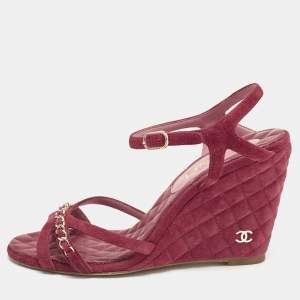 Chanel Red Suede CC Chain Link Ankle Strap Quilted Wedge Sandals Size 39
