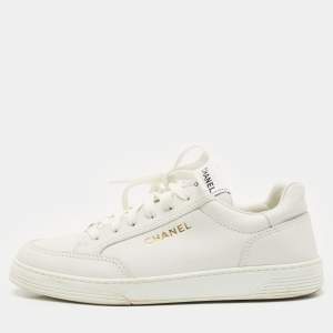 Chanel White Leather CC Low Top Sneakers Size 38.5