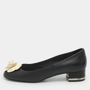 Chanel Black/Cream Leather CC Camelia Embellished Pumps Size 37