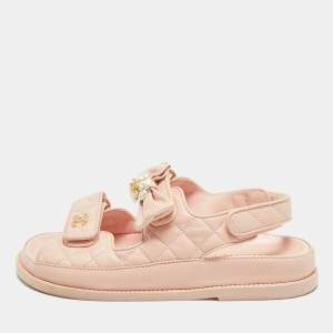 Pre Owned Chanel Light Pink Leather CC Pearl Camellia Dad Flat Sandals Size 37.5