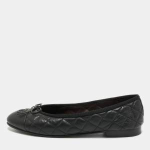 Pre Owned Chanel Black Quilted Leather CC Cap-Toe Bow Ballet Flats Size 39