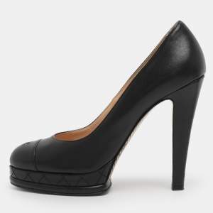 Pre Owned Chanel Black Leather CC Cap Toe Platform Pumps Size 40
