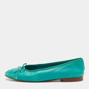 Pre Owned Chanel Blue Leather CC Cap Toe Ballet Flats Size 40