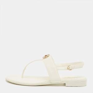 Pre Owned Chanel White  Leather CC Ankle Strap Flat Thong Sandals Size 38.5