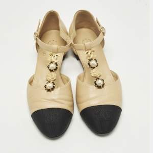 مملوكة مسبقًا Chanel CC Size 37.5 Beige/Black Leather CC Cap Toe Ballet Flats