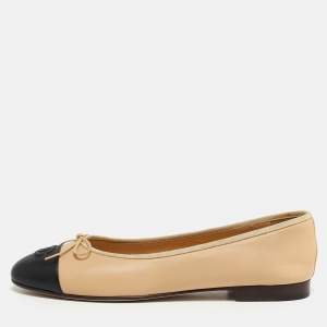 Pre Owned Chanel CC Size 42 Beige/Black Leather Ballet Flats