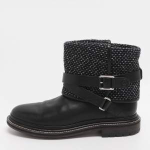 Pre Owned Chanel Size 39 Black/Grey Leather and Tweed Ankle Length Boots