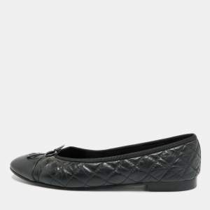 مملوكة مسبقًا Chanel CC Size 42 Black Quilted Leather Bow Cap Toe Ballet Flats