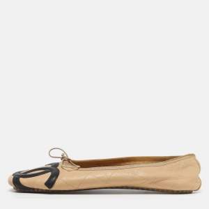 مملوكة مسبقًا حذاء فلات باليرينا شانيل كامبون جلد مبطن بيج مع فيونكة مقاس 38