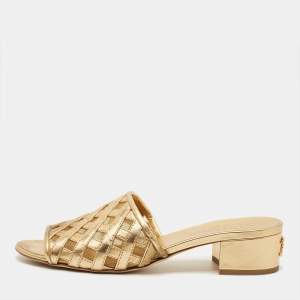 مملوكة مسبقًا صندل شانيل سي سي شريحة معدن ذهبي منسوج جلد وشبك مقاس 39.5