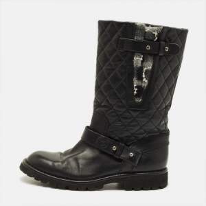 مملوكة مسبقًا Chanel  Size 40 Black Quilted Leather Motorcycle Boots