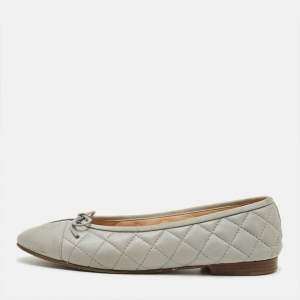مملوكة مسبقًا Chanel Bow Size 38 Grey Leather Ballet Flats