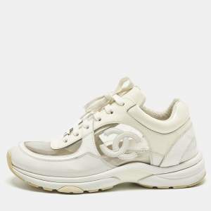 مملوكة مسبقًا Chanel CC Size 38 White/Cream Patent Leather and PVC Lace Up Sneakers