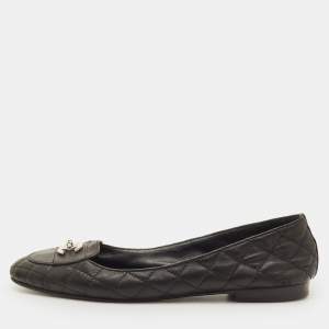 Pre Owned Chanel CC Size 41 Black Quilted Leather Turnlock Ballet Flats