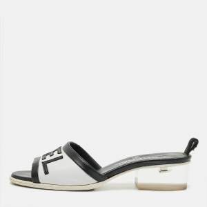 Pre Owned Chanel Size 36 Black/White Leather Logo Slide Sandals