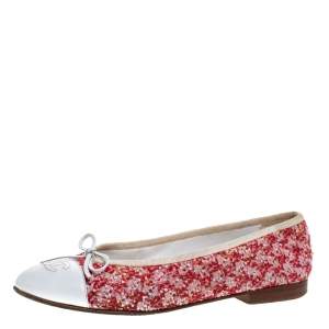 Pre Owned Chanel Red/White Tweed Fabric And Leather CC Cap Toe Bow Ballet Flats Size 38