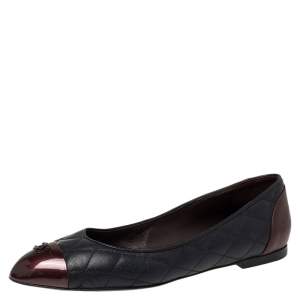 Pre Owned Chanel Navy Blue/Burgundy Leather and Patent Leather CC Cap Ballet Flats Size 39