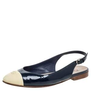 مملوكة مسبقًا Chanel Blue/Cream Patent Leather CC Cap Toe Slingback Flats Size 38