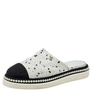 Pre Owned Chanel White/Black Tweed Pearl Embellished Cap Toe Flat Mules Size 36