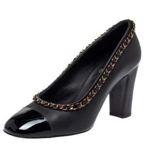 مملوكة مسبقًا Chanel Black Leather And Patent Leather Cap Toe Chain Embellished Trim Pumps Size 39