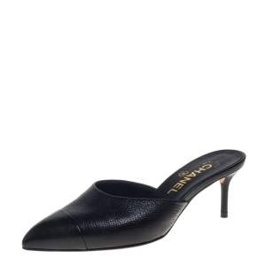 Pre Owned  Chanel Black CC Leather Runaway Mule Sandals Size 36