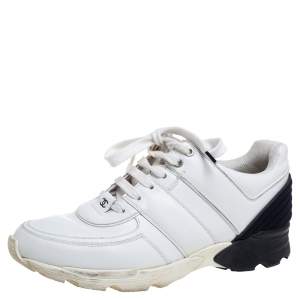 مملوكة مسبقًا Chanel White/Black Leather And Fabric CC Low Top Sneakers Size 40