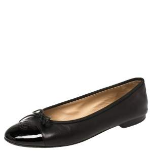Pre Owned Chanel Black Leather And Patent CC Cap Toe Bow Ballet Flats Size 39.5
