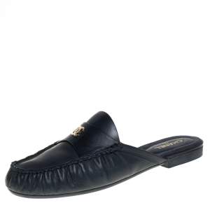 Pre Owned Chanel Blue Leather CC Flat Loafer Mules Size 37