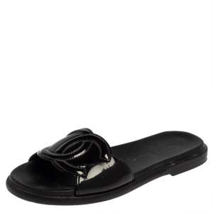 Pre Owned Chanel Black Patent Leather CC Flat Slides Size 39