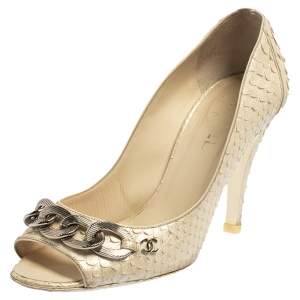 Pre Owned حذاء كعب عالي شانيل جلد ثعبان أبيض سي سي بسلسلة مقدمة مفتوحة مقاس 38