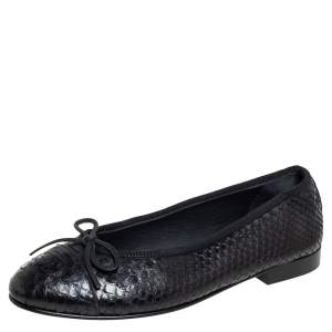 مملوكة مسبقًا Chanel Black Python Leather Ballet Flats Size 37.5