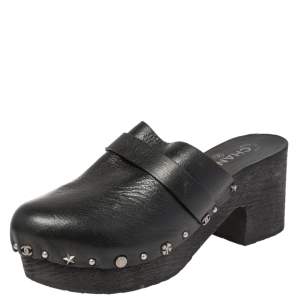 Pre Owned Chanel Black Leather Studded Clog Sandals Size 40