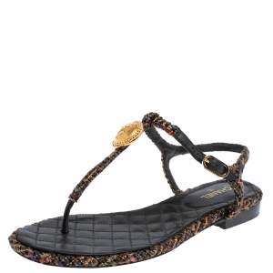 مملوكة مسبقًا Chanel Multicolor Tweed And Leather CC Ankle Strap Flat Thong Sandals Size 38.5