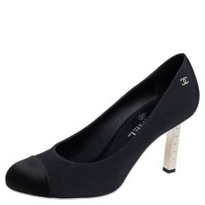 Pre Owned Chanel Black Canvas and Satin CC Cap Toe Pumps Size 39.5