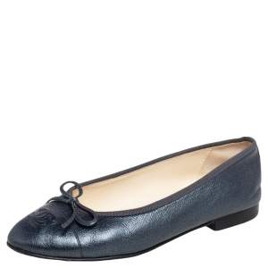 مملوكة مسبقًا Chanel Metallic Blue Leather CC Bow Cap Toe Ballet Flats Size 37.5