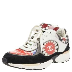مملوكة مسبقًا Chanel Multicolor Patent And Leather CC Low Top Sneakers Size 36.5