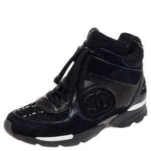 مملوكة مسبقًا Chanel Black Tweed And Leather CC High Top Sneakers Size 38.5