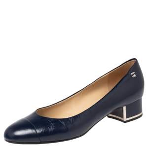 Pre Owned Chanel Navy Blue Leather CC Cap Toe Block Heel Pumps Size 39.5