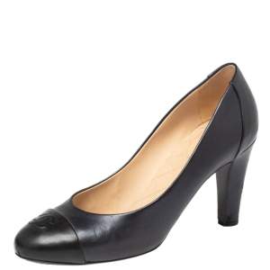 Pre Owned Chanel Black Leather Cap Toe Pumps Size 39