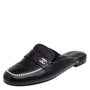 Chanel Black Leather CC Pearl Embellished Flat Loafers Size 40.5