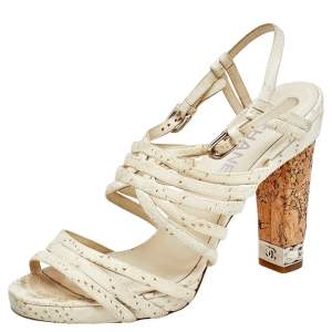 مملوكة مسبقًا Chanel Cream Leather Chain Embellished Cork Heel Strappy Sandals Size 39.5