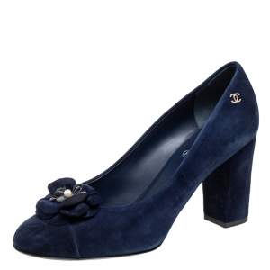 Pre Owned Chanel Navy Blue Suede Camellia Block Heel Pumps Size 38.5