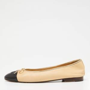 Pre Owned Chanel Beige/Black Leather CC Cap-Toe Bow Ballet Flats Size 41.5