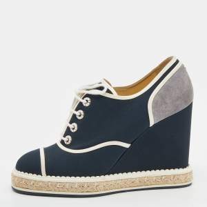 Pre Owned Chanel Navy Blue/Grey Fabric and Suede CC Wedge Sneakers Size 39.5